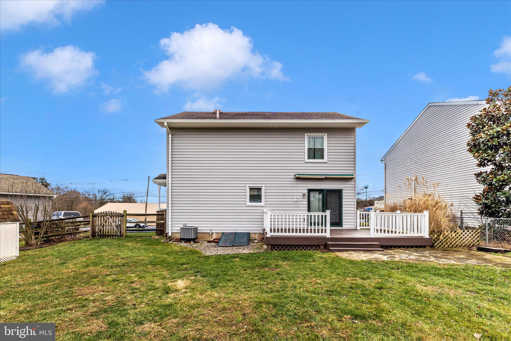 COLONIAL HEIGHTS - Residential