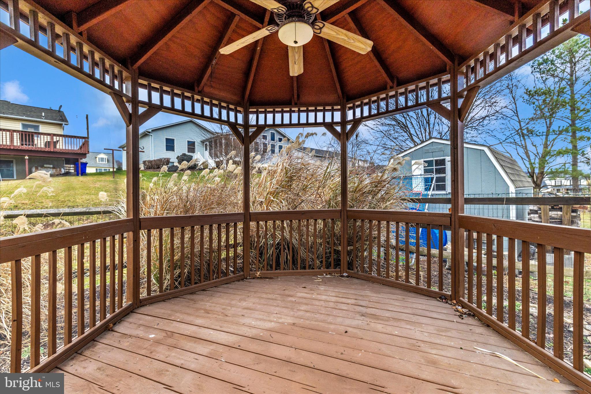 COLONIAL HEIGHTS - Residential