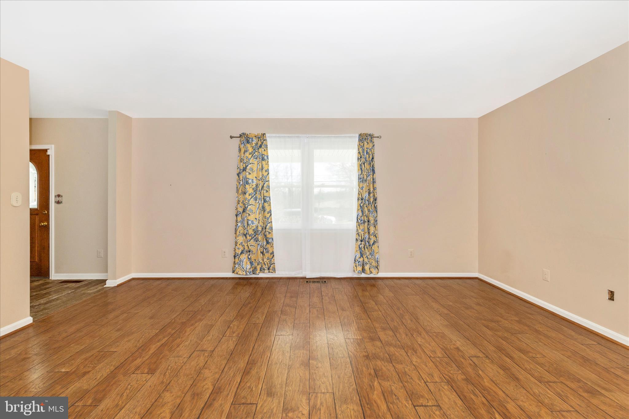 COLONIAL HEIGHTS - Residential