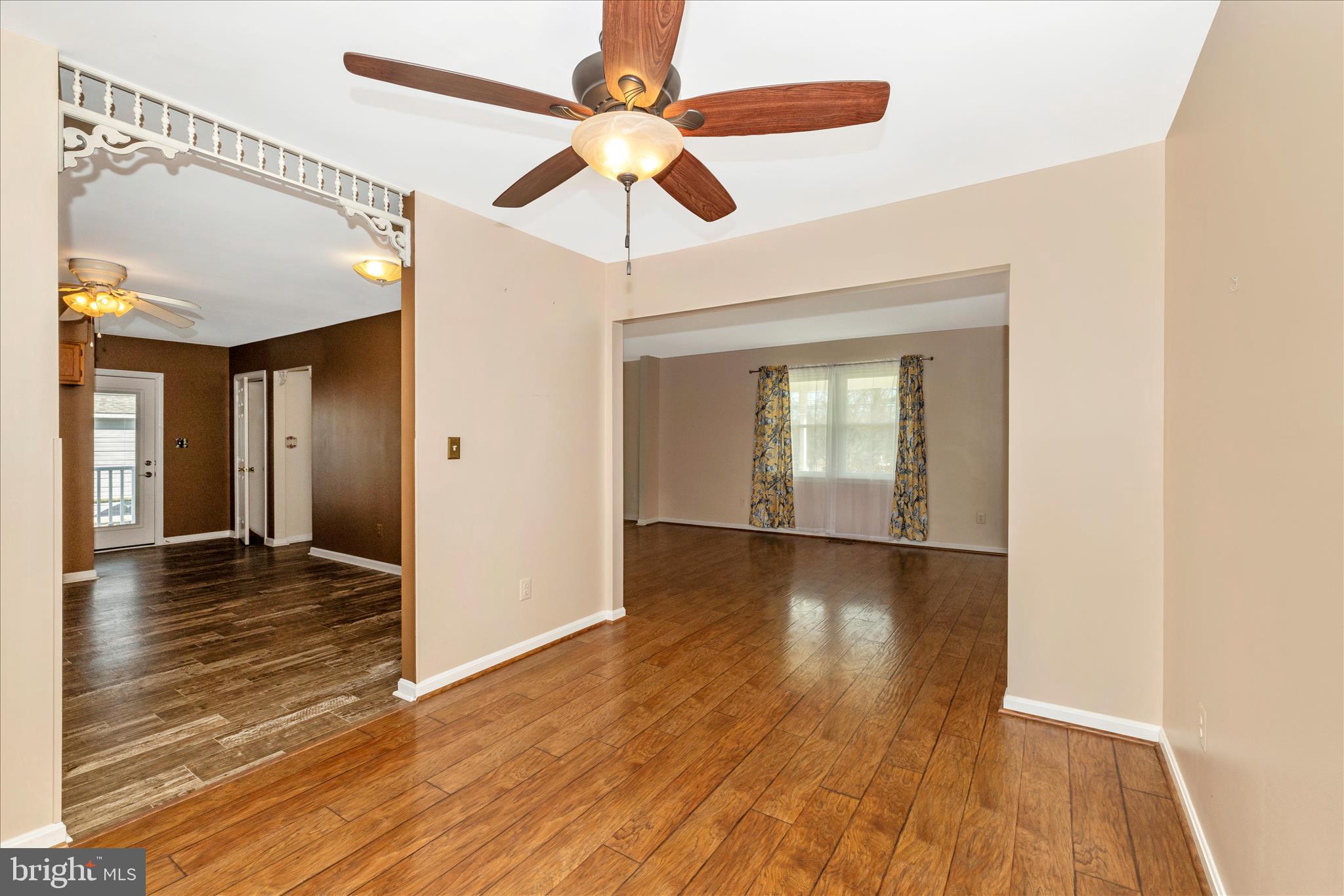 COLONIAL HEIGHTS - Residential