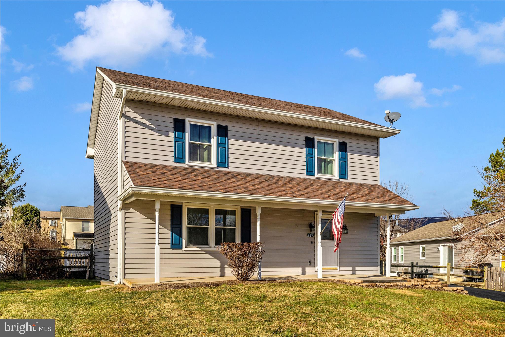 COLONIAL HEIGHTS - Residential