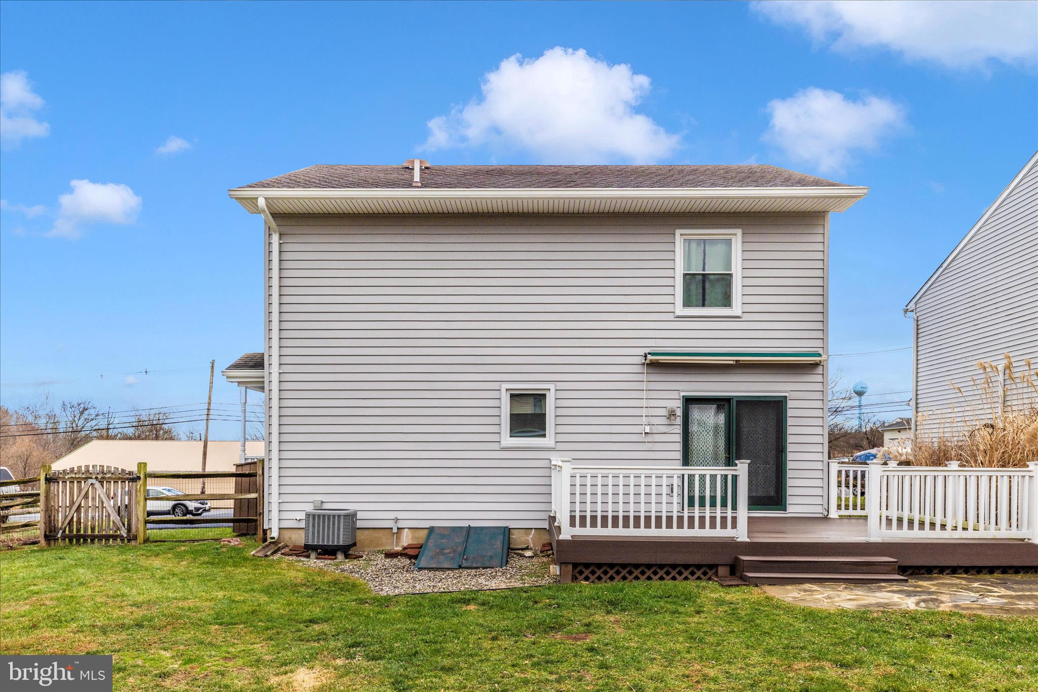 COLONIAL HEIGHTS - Residential