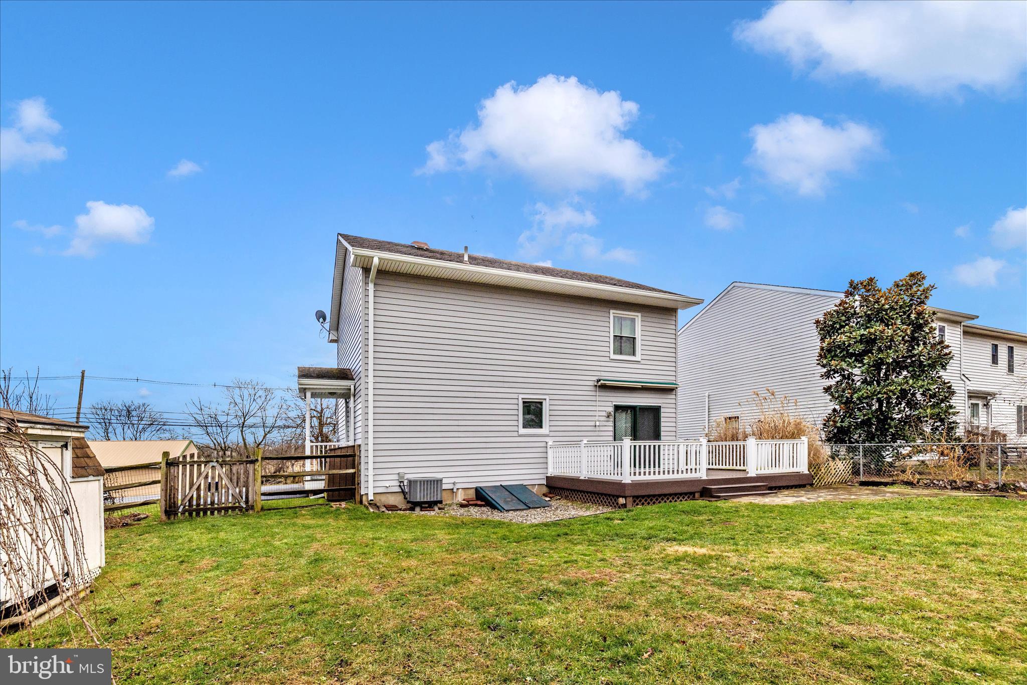 COLONIAL HEIGHTS - Residential