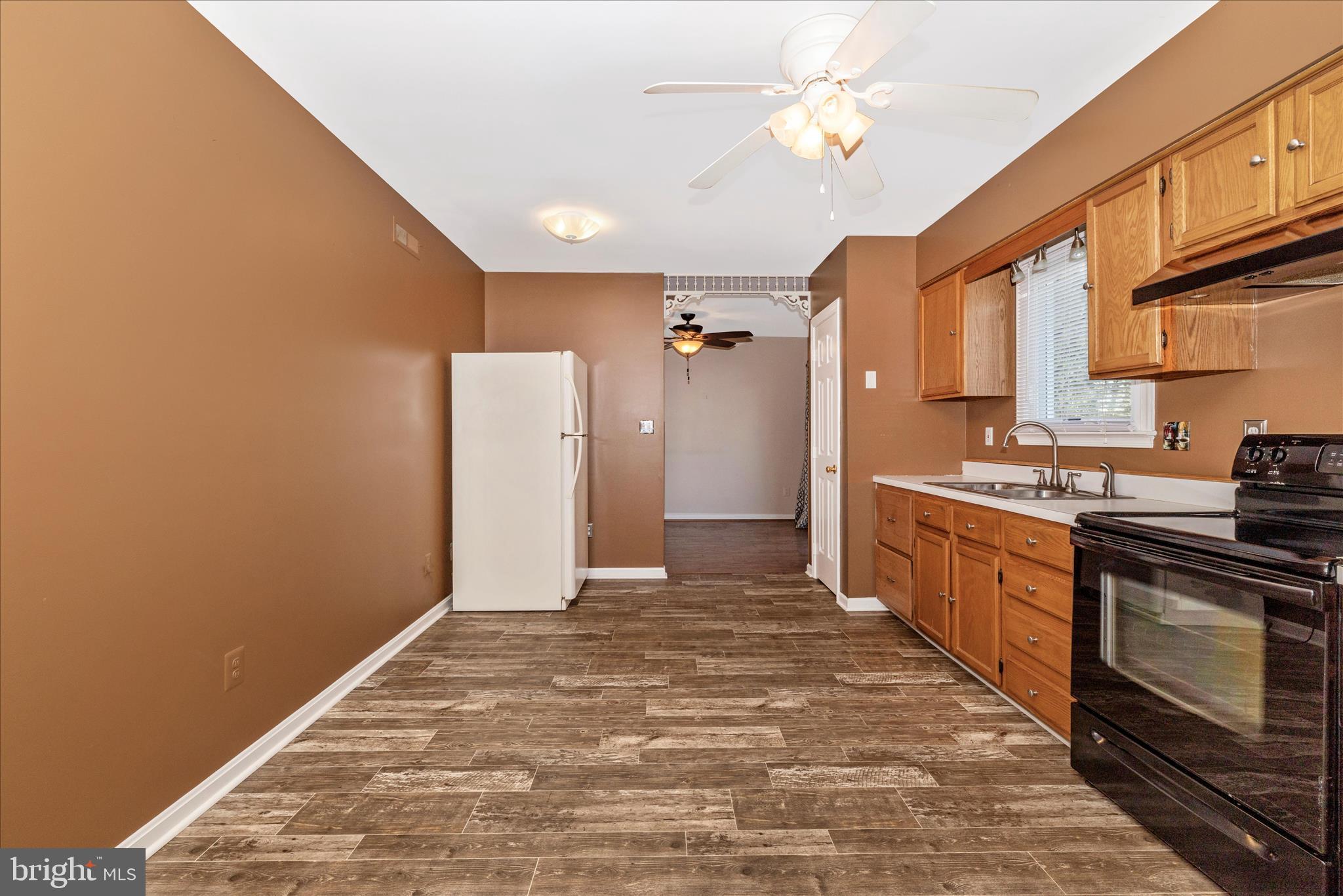 COLONIAL HEIGHTS - Residential