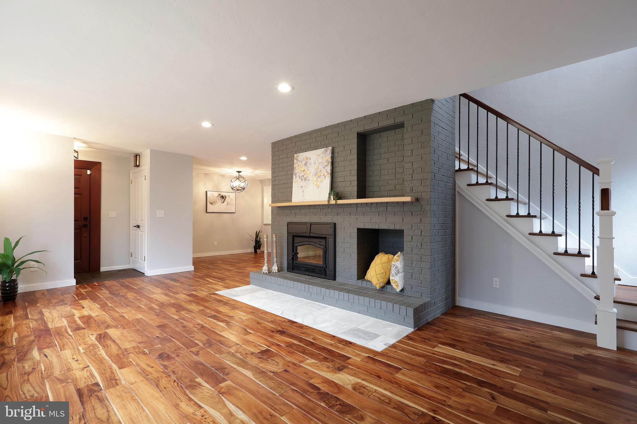 HOMESTEAD FARMS - Residential