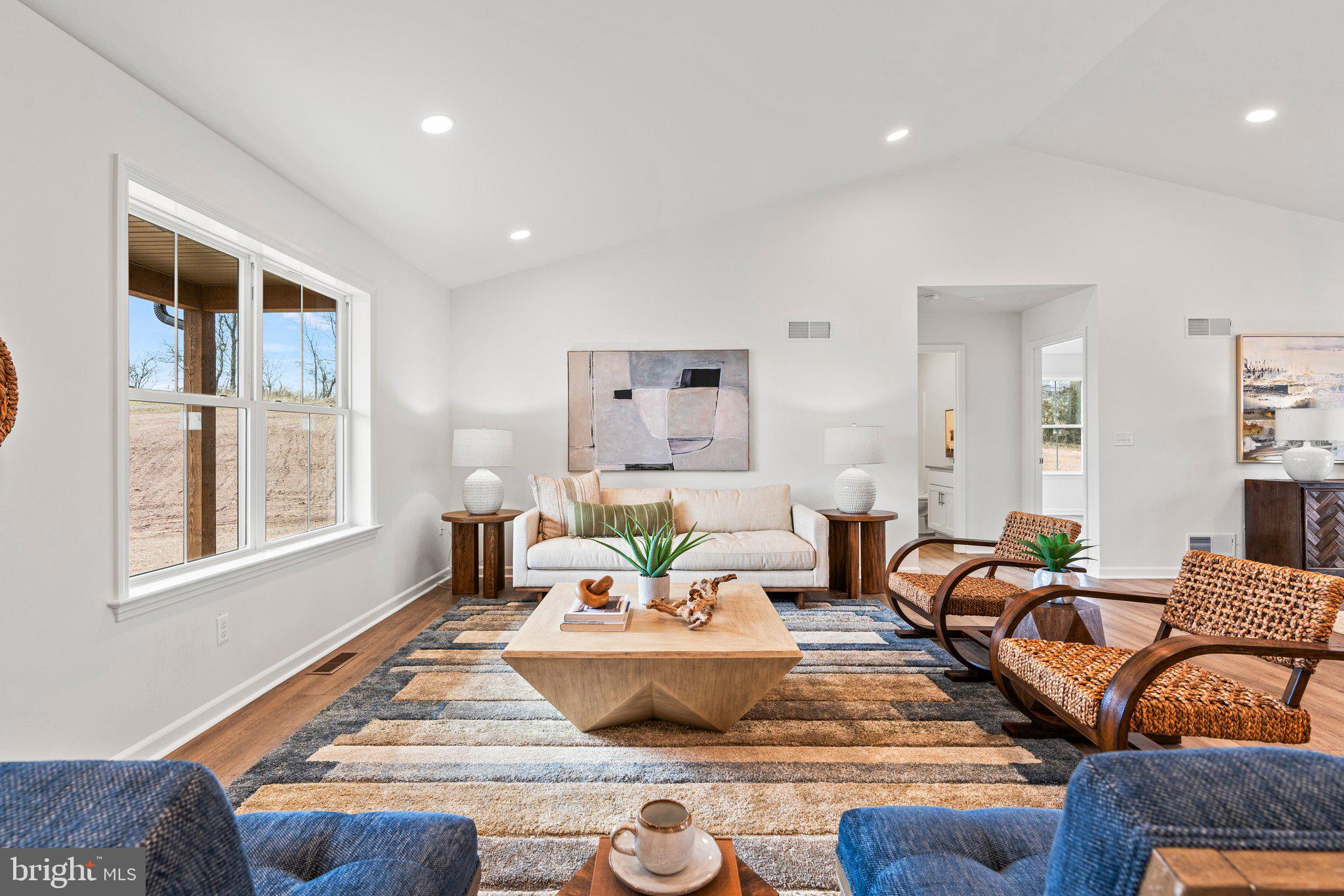 MOUNTAIN VIEW - Residential