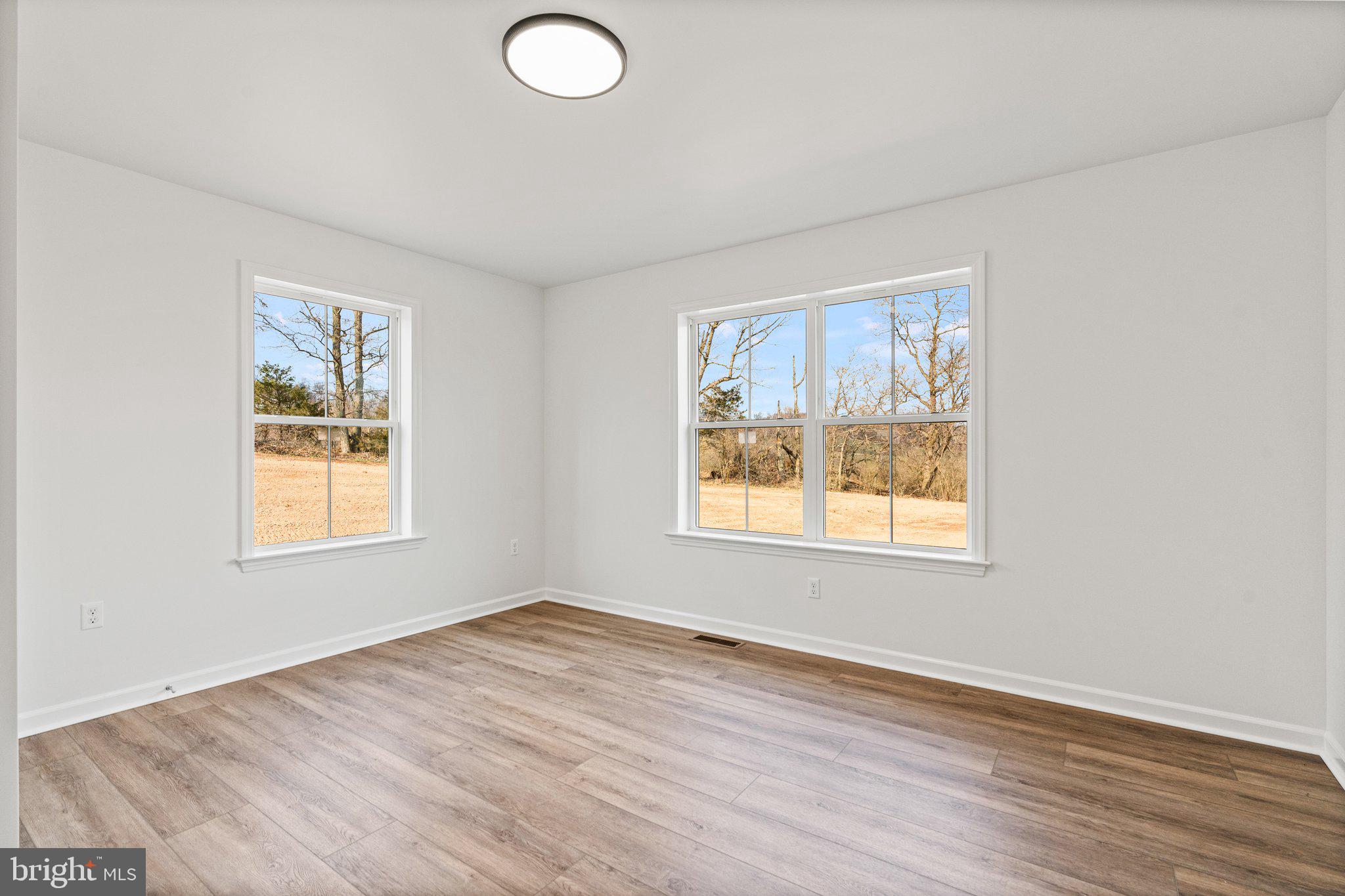 MOUNTAIN VIEW - Residential