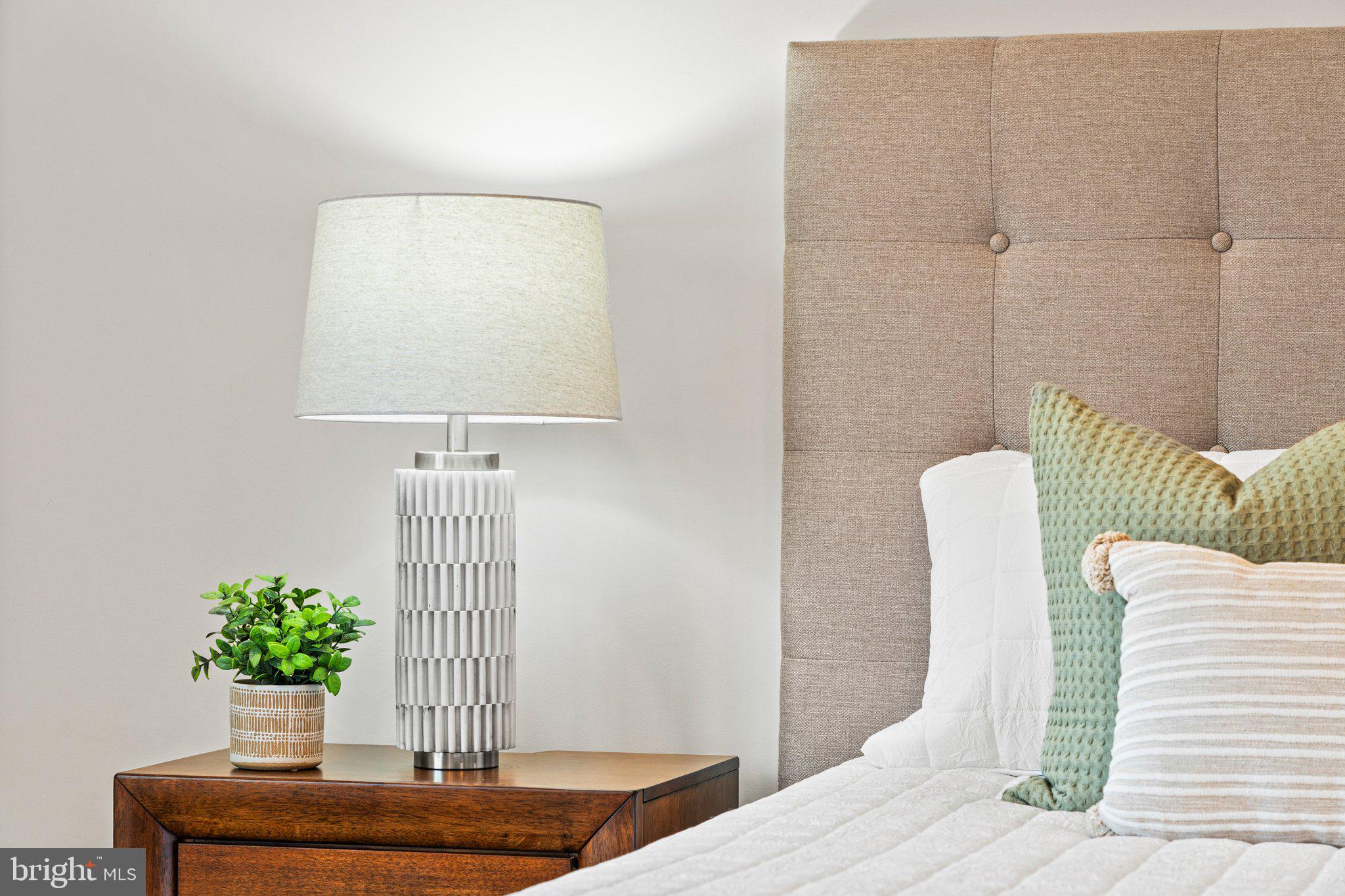 MOUNTAIN VIEW - Residential