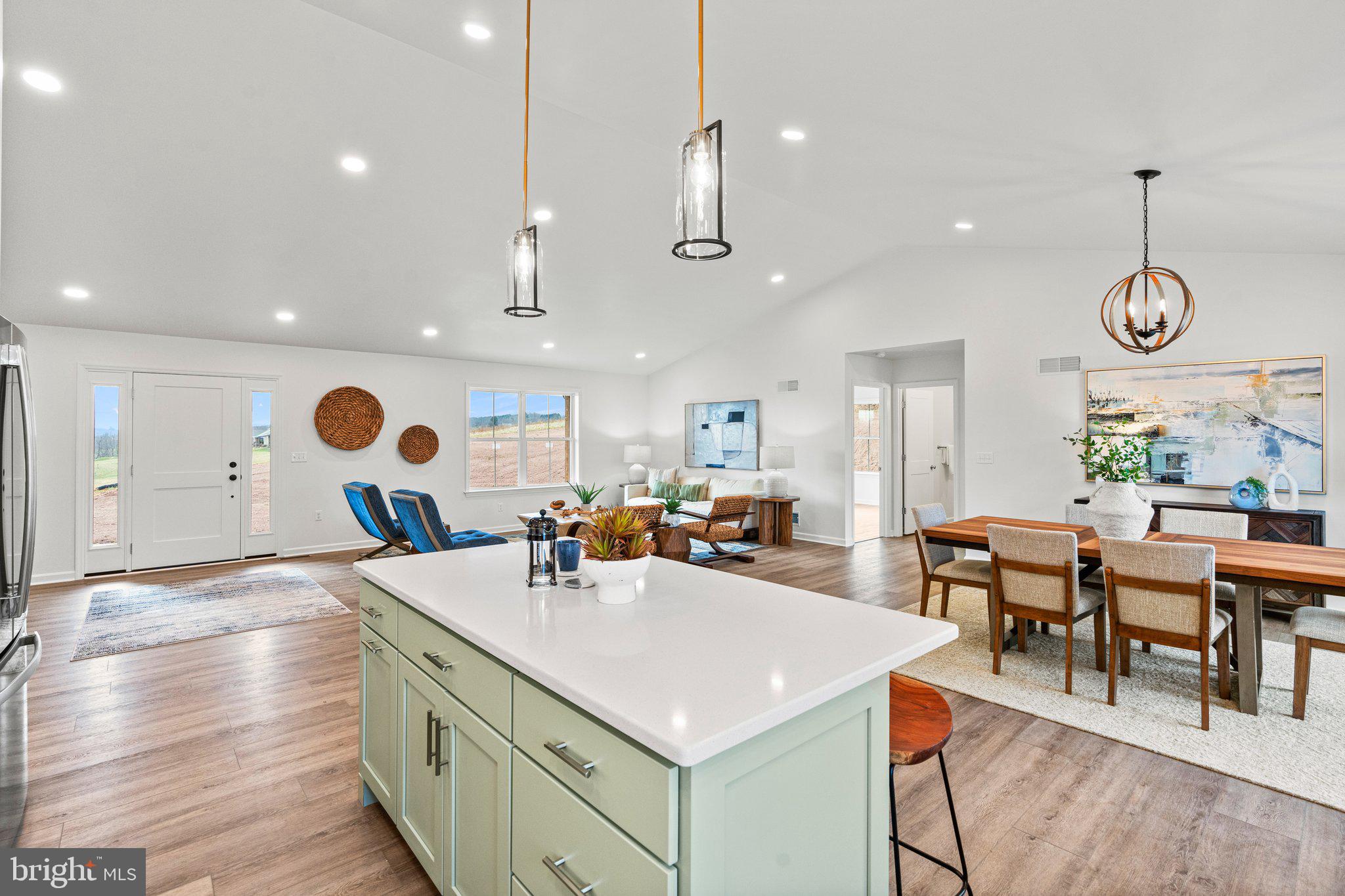 MOUNTAIN VIEW - Residential