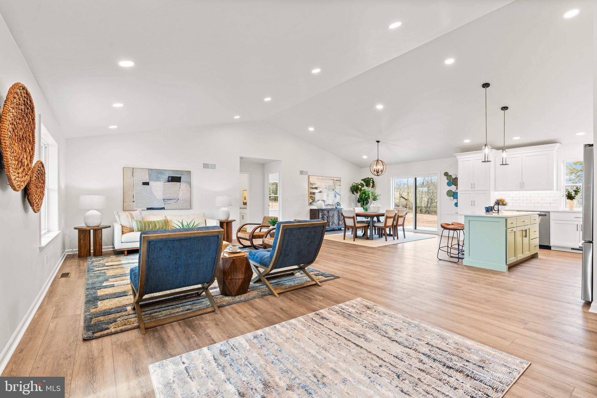 MOUNTAIN VIEW - Residential