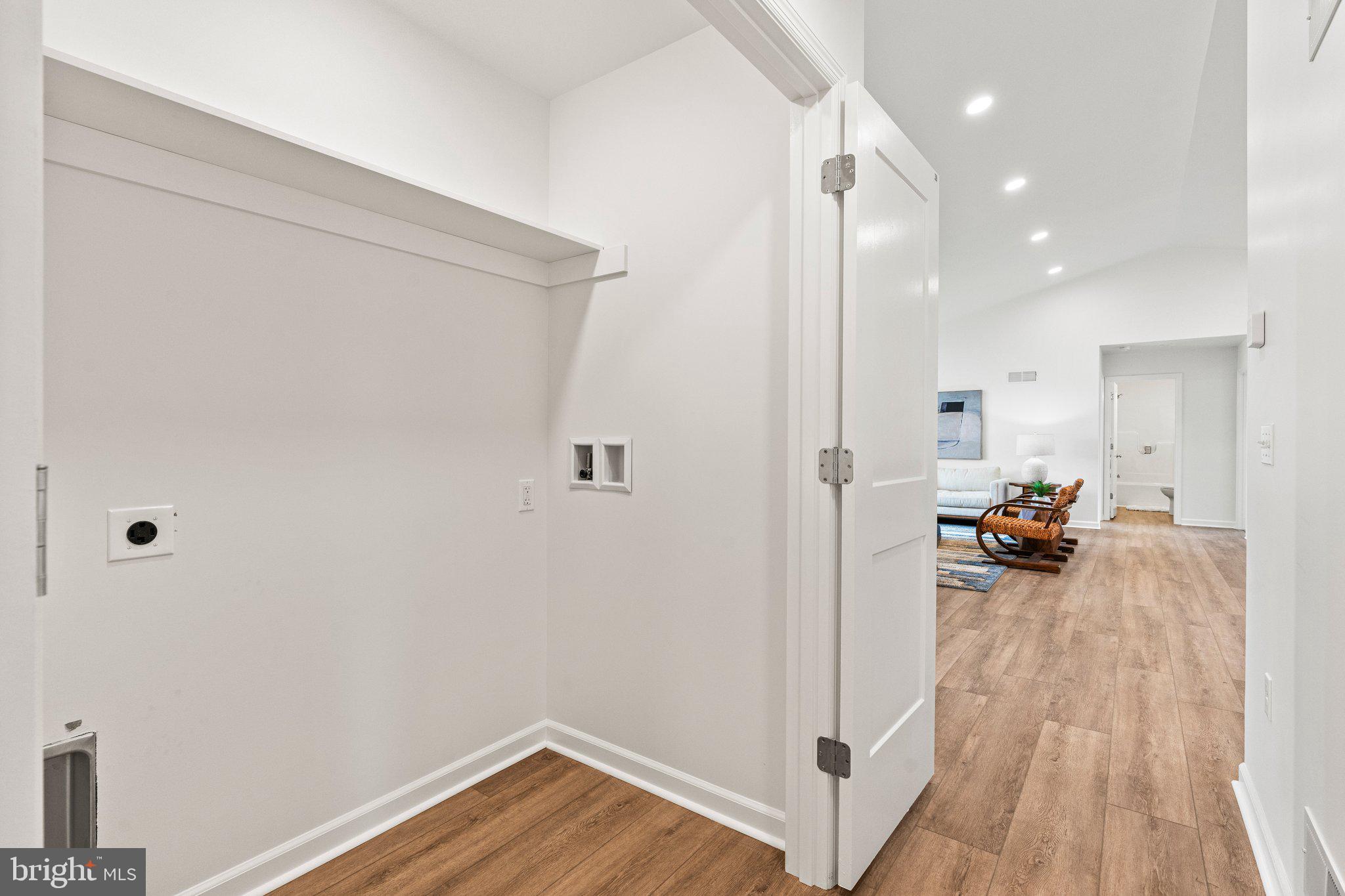 MOUNTAIN VIEW - Residential