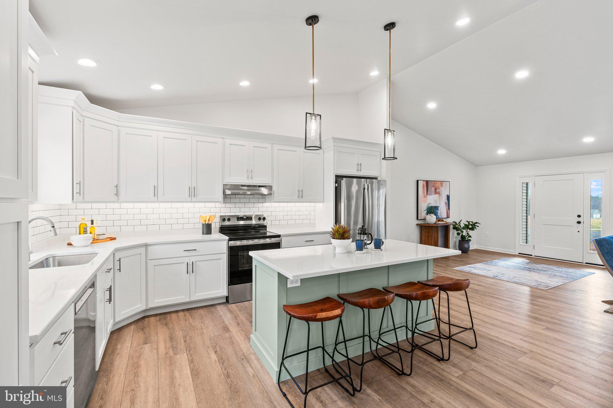 MOUNTAIN VIEW - Residential