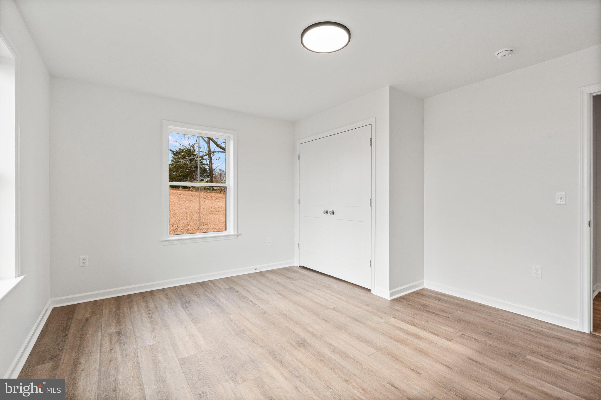 MOUNTAIN VIEW - Residential