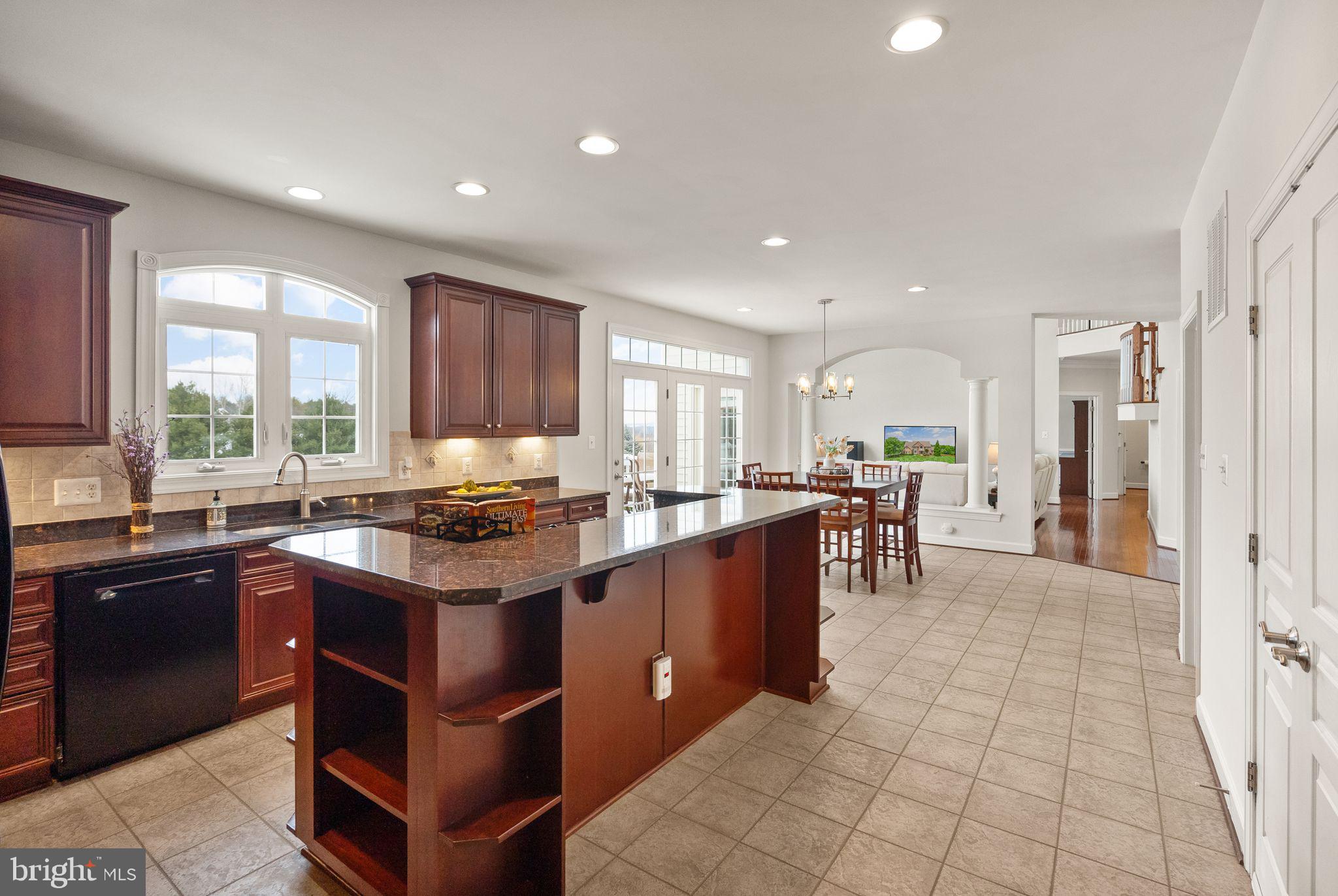 GLYNN TARRA ESTATES - Residential