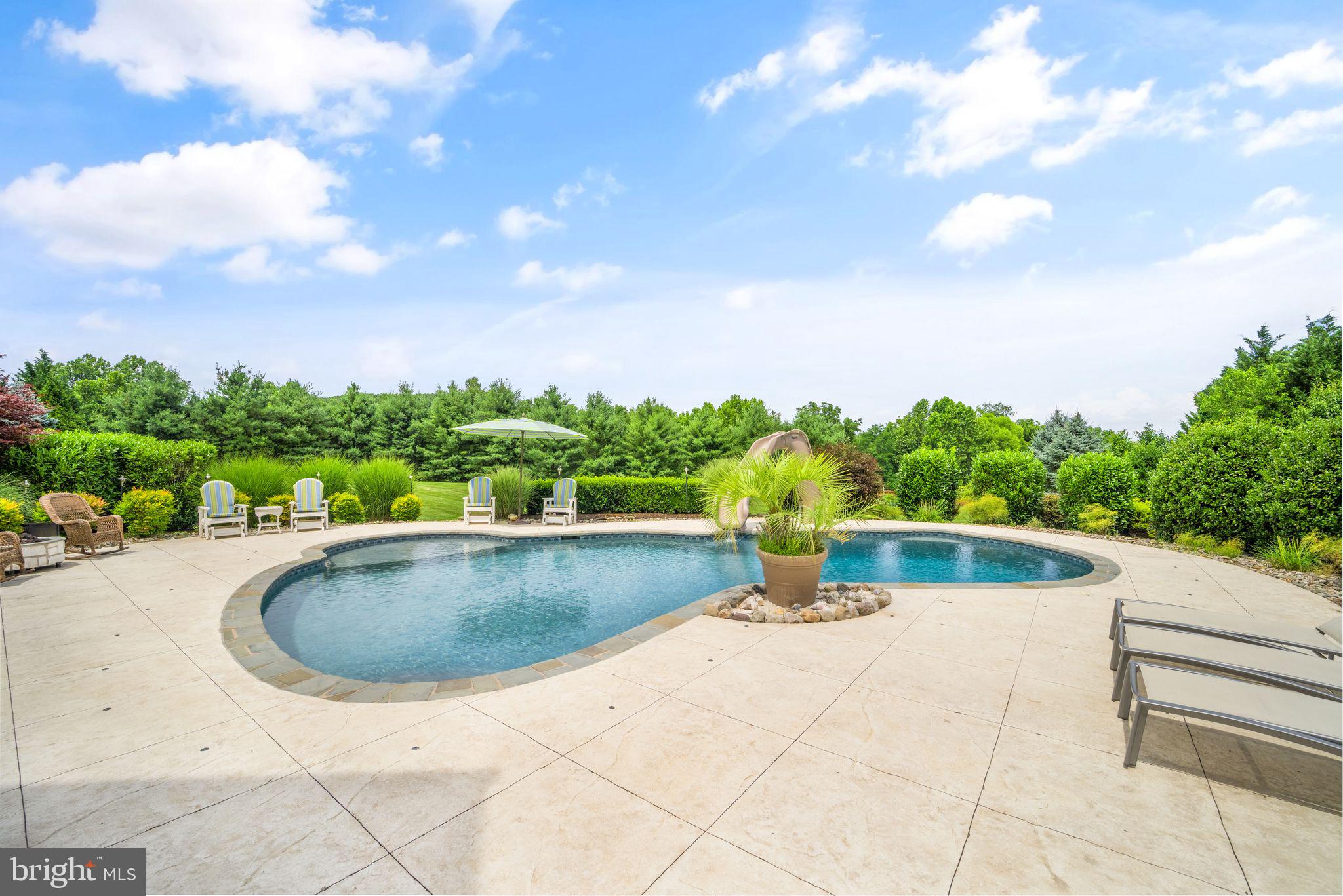 GLYNN TARRA ESTATES - Residential