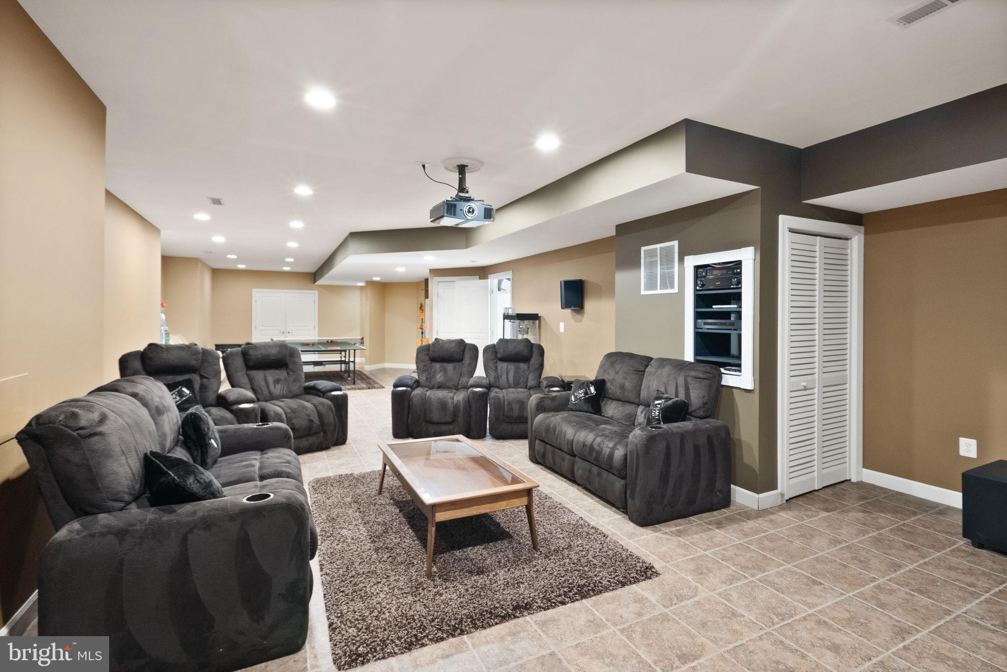 GLYNN TARRA ESTATES - Residential