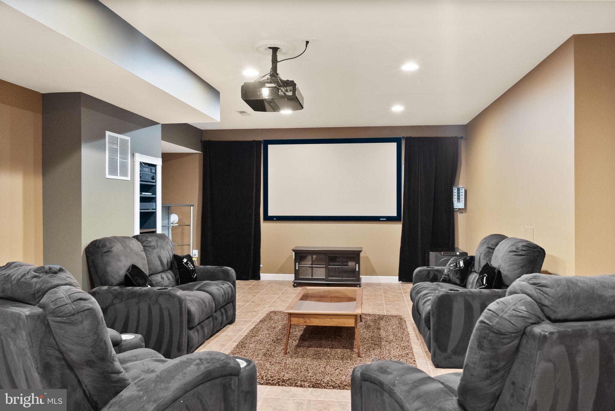 GLYNN TARRA ESTATES - Residential