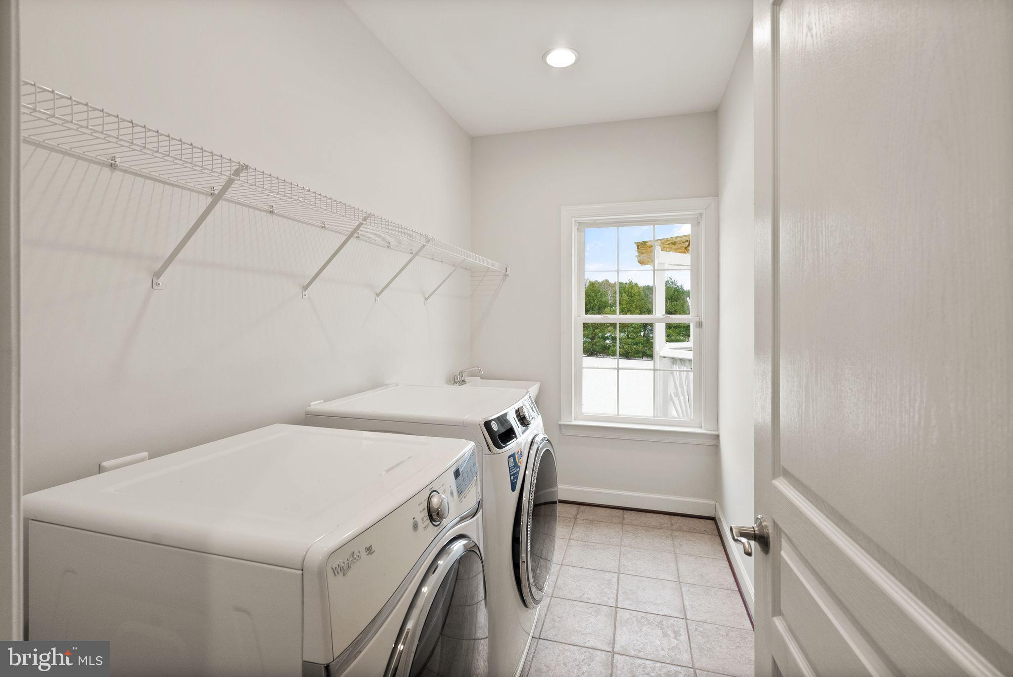 GLYNN TARRA ESTATES - Residential