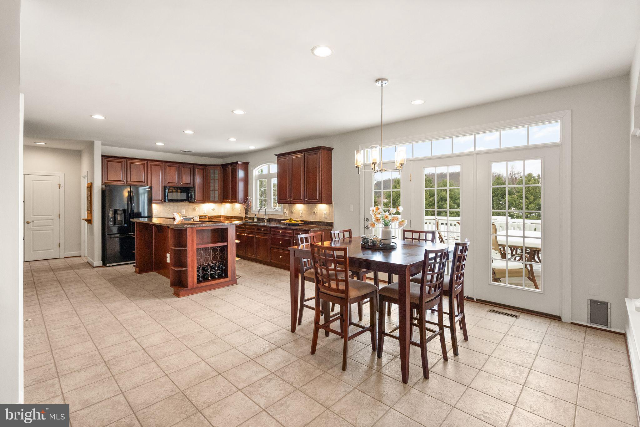 GLYNN TARRA ESTATES - Residential