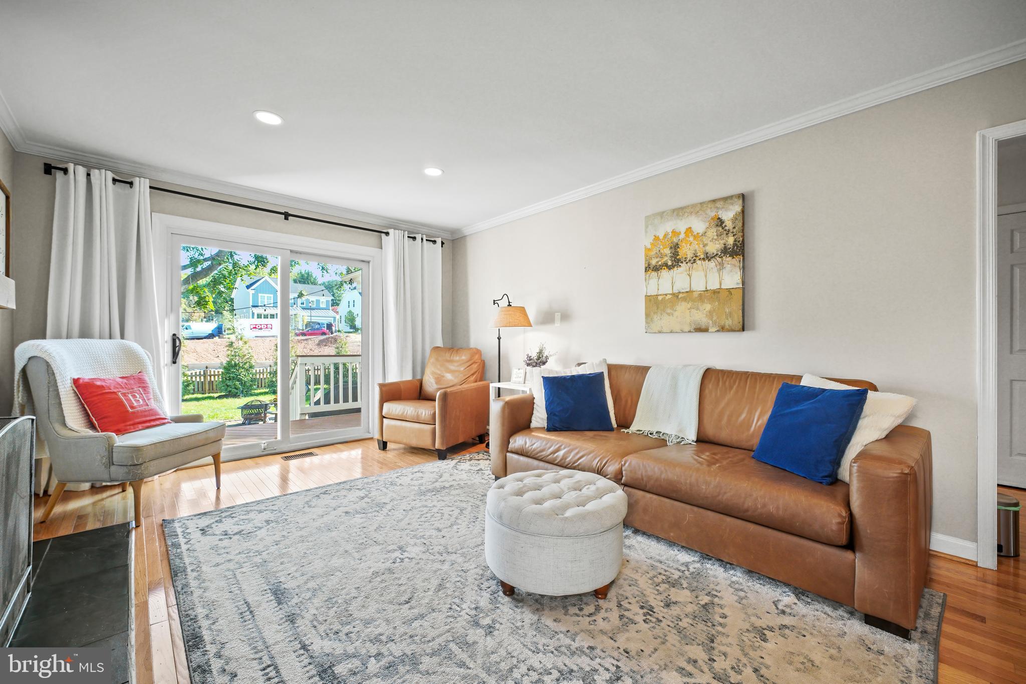 PEER MANOR - Residential