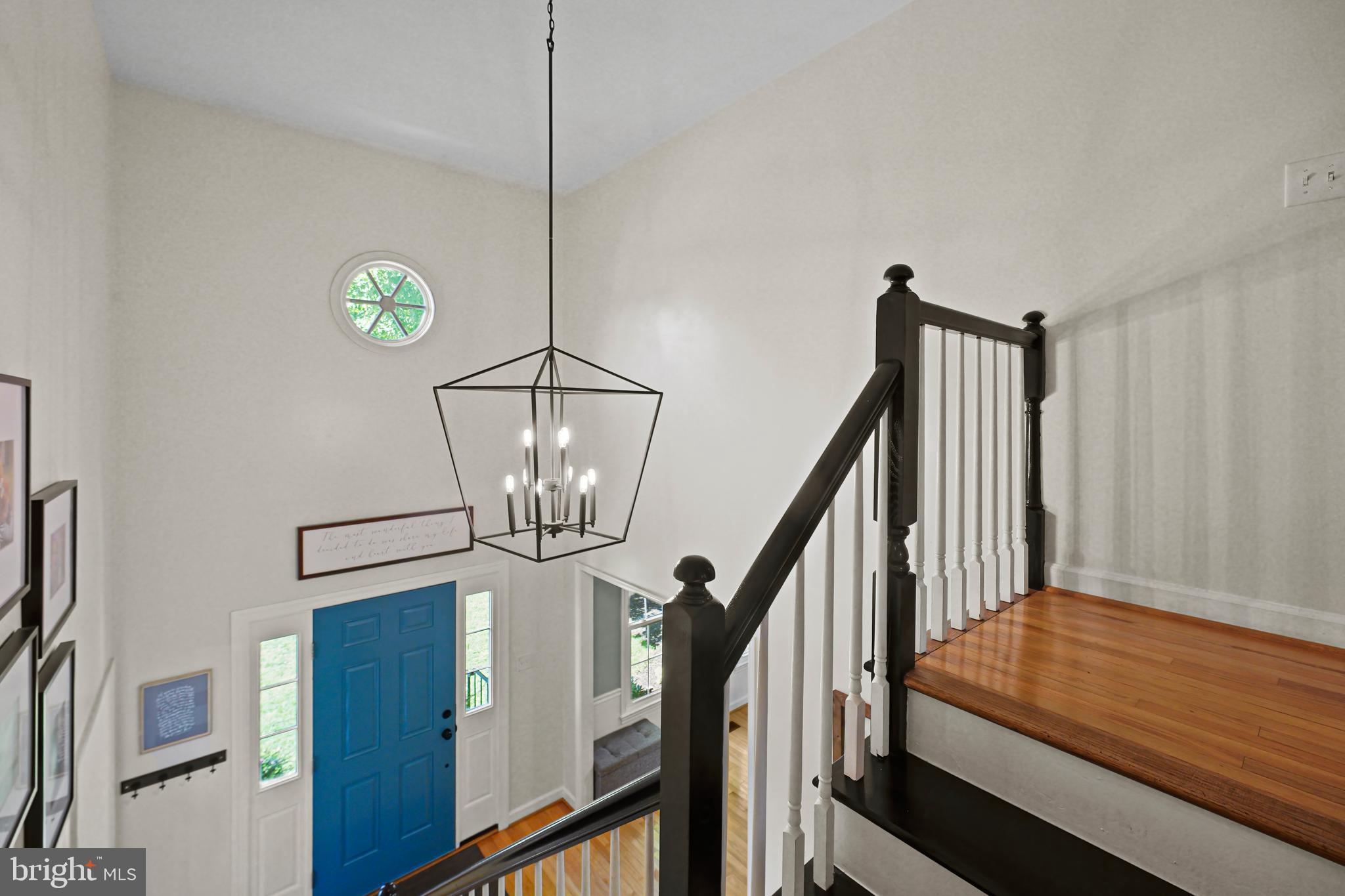 PEER MANOR - Residential