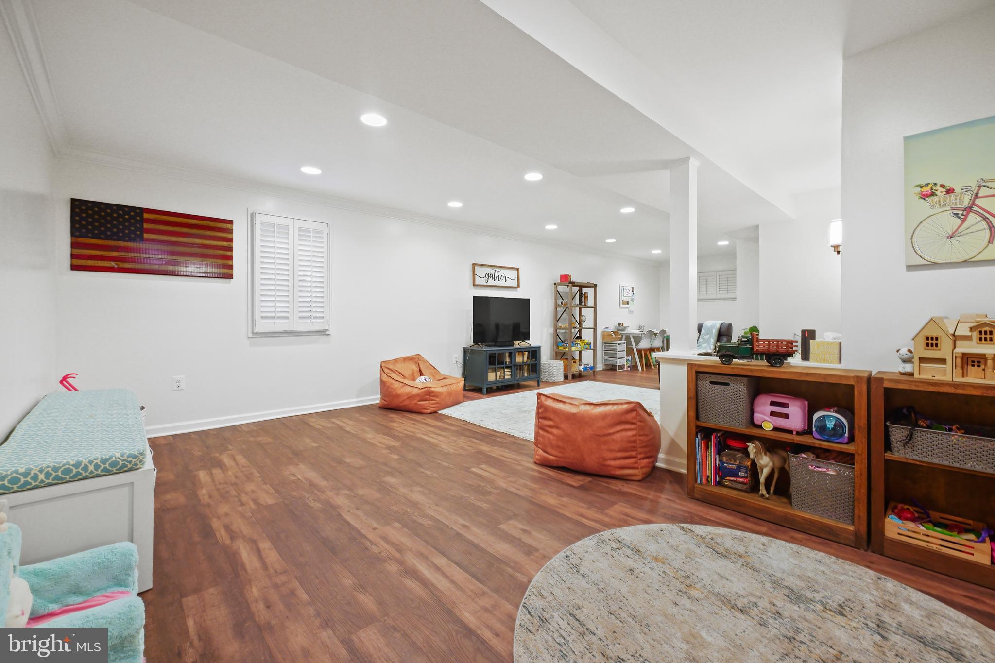 PEER MANOR - Residential