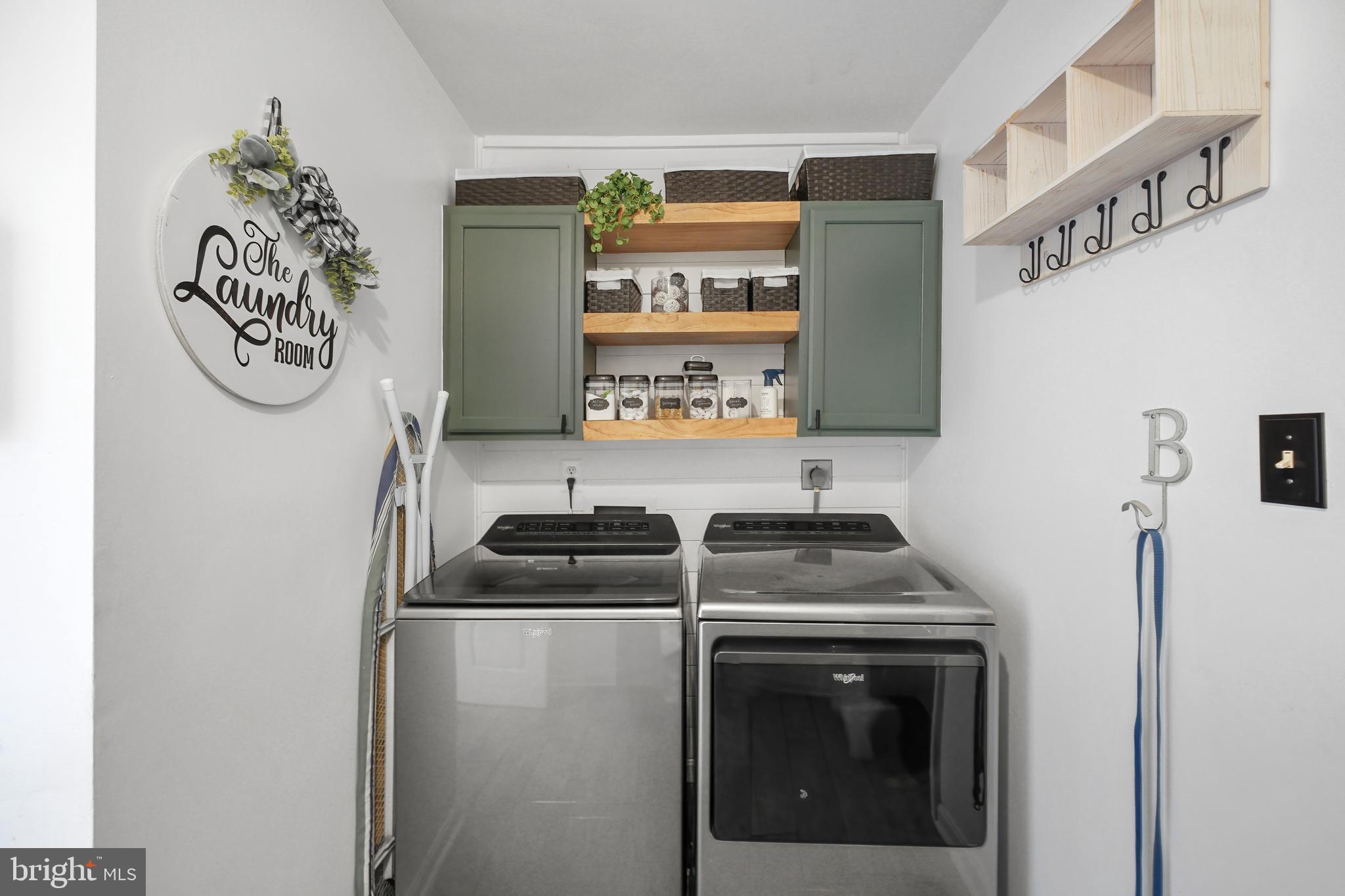 PEER MANOR - Residential