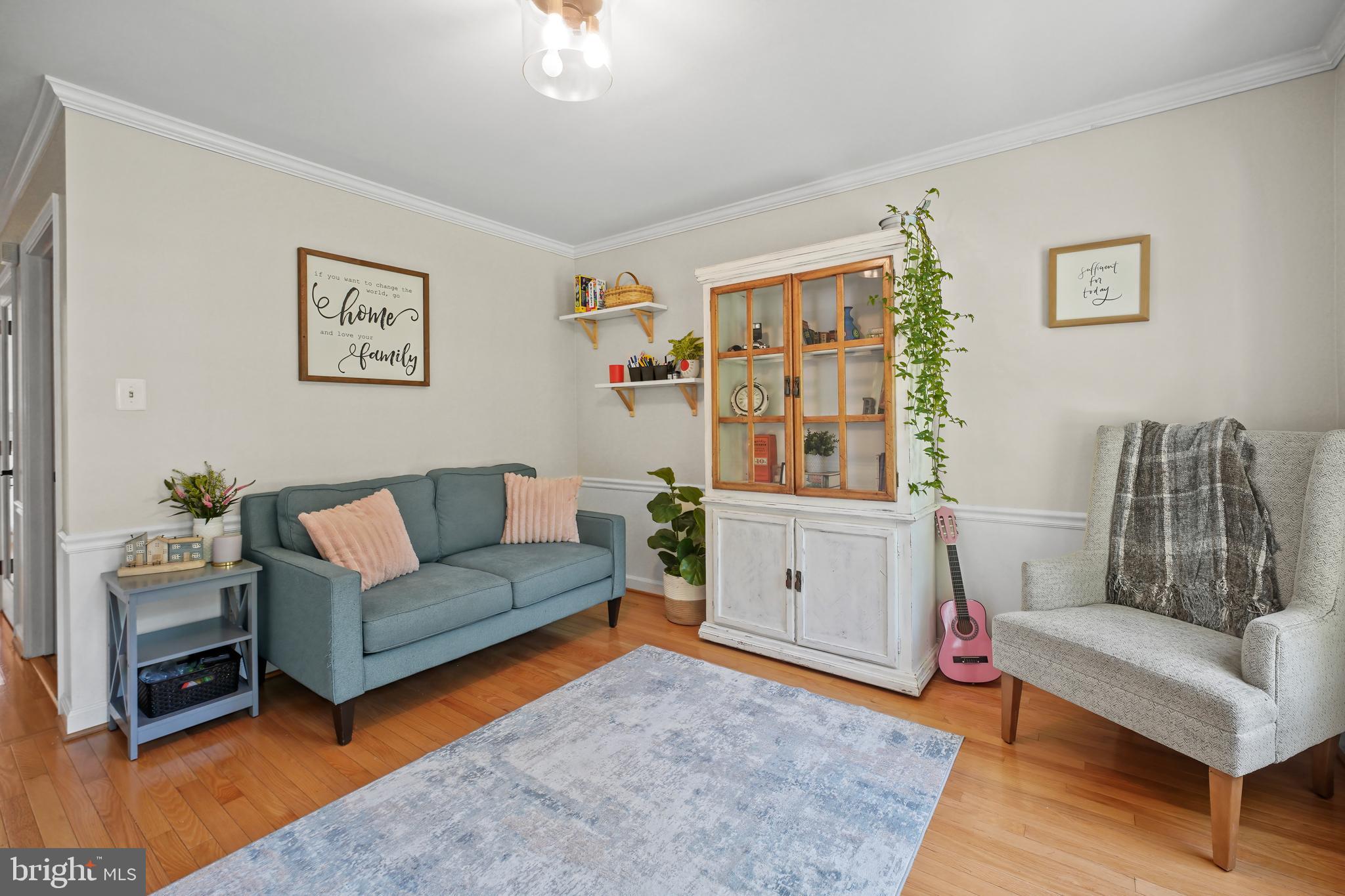 PEER MANOR - Residential