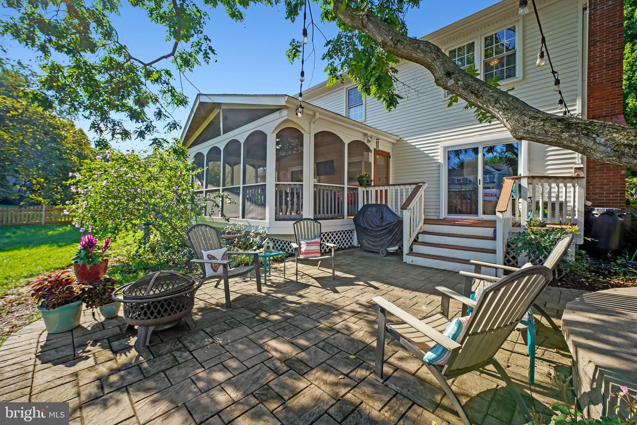 PEER MANOR - Residential