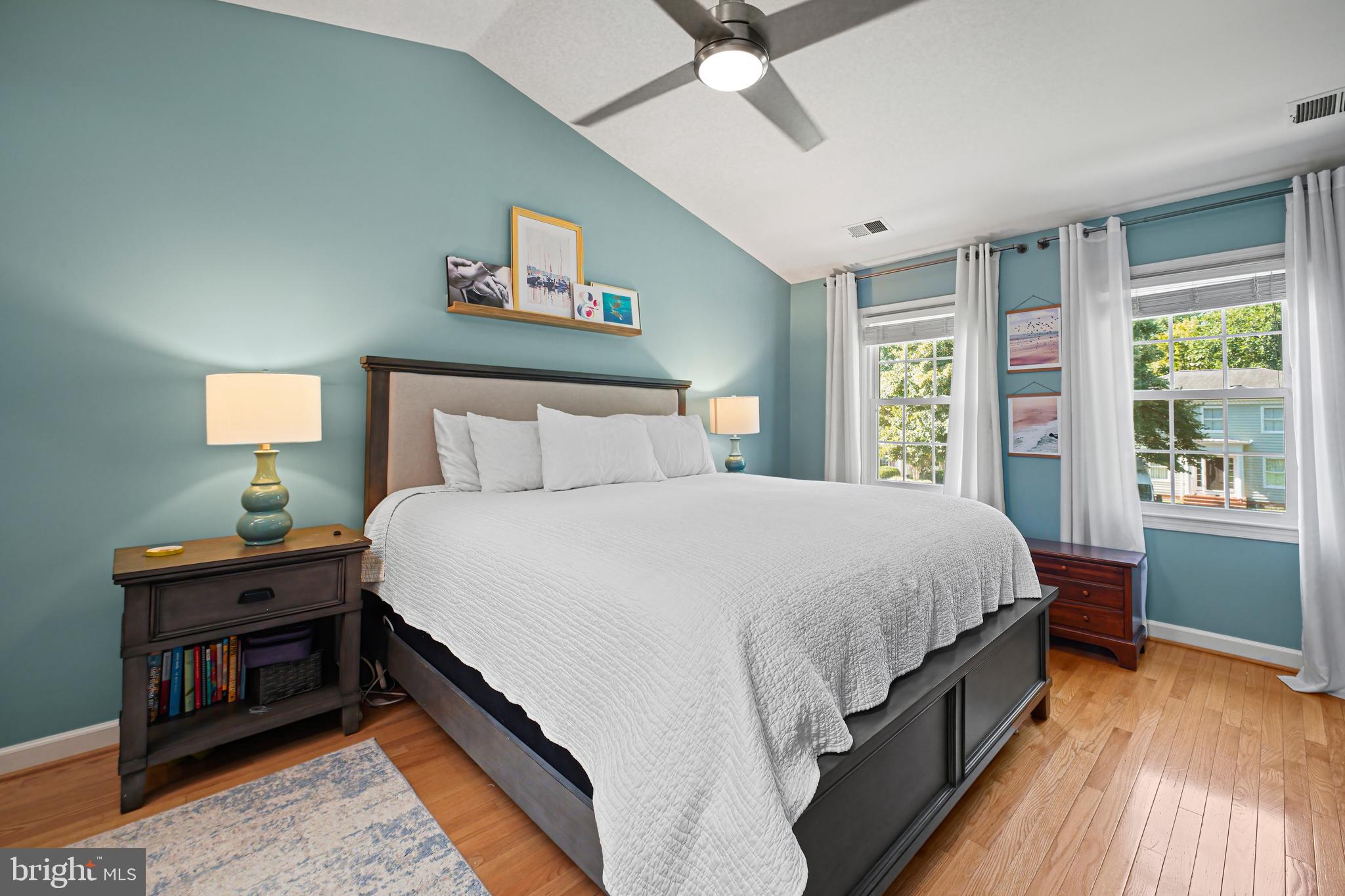 PEER MANOR - Residential