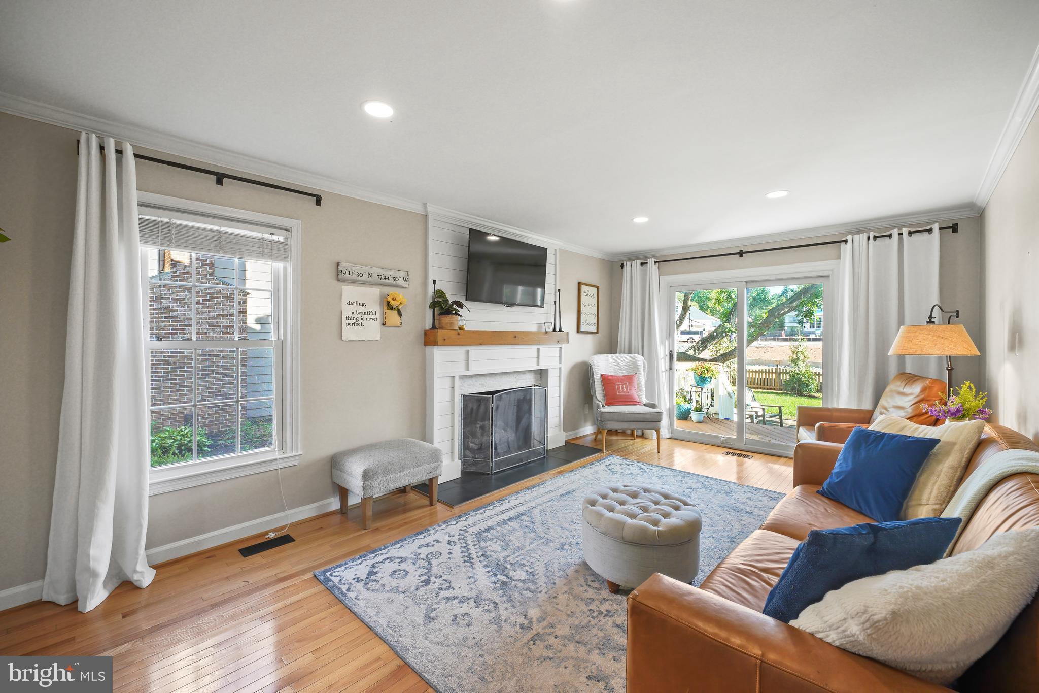 PEER MANOR - Residential