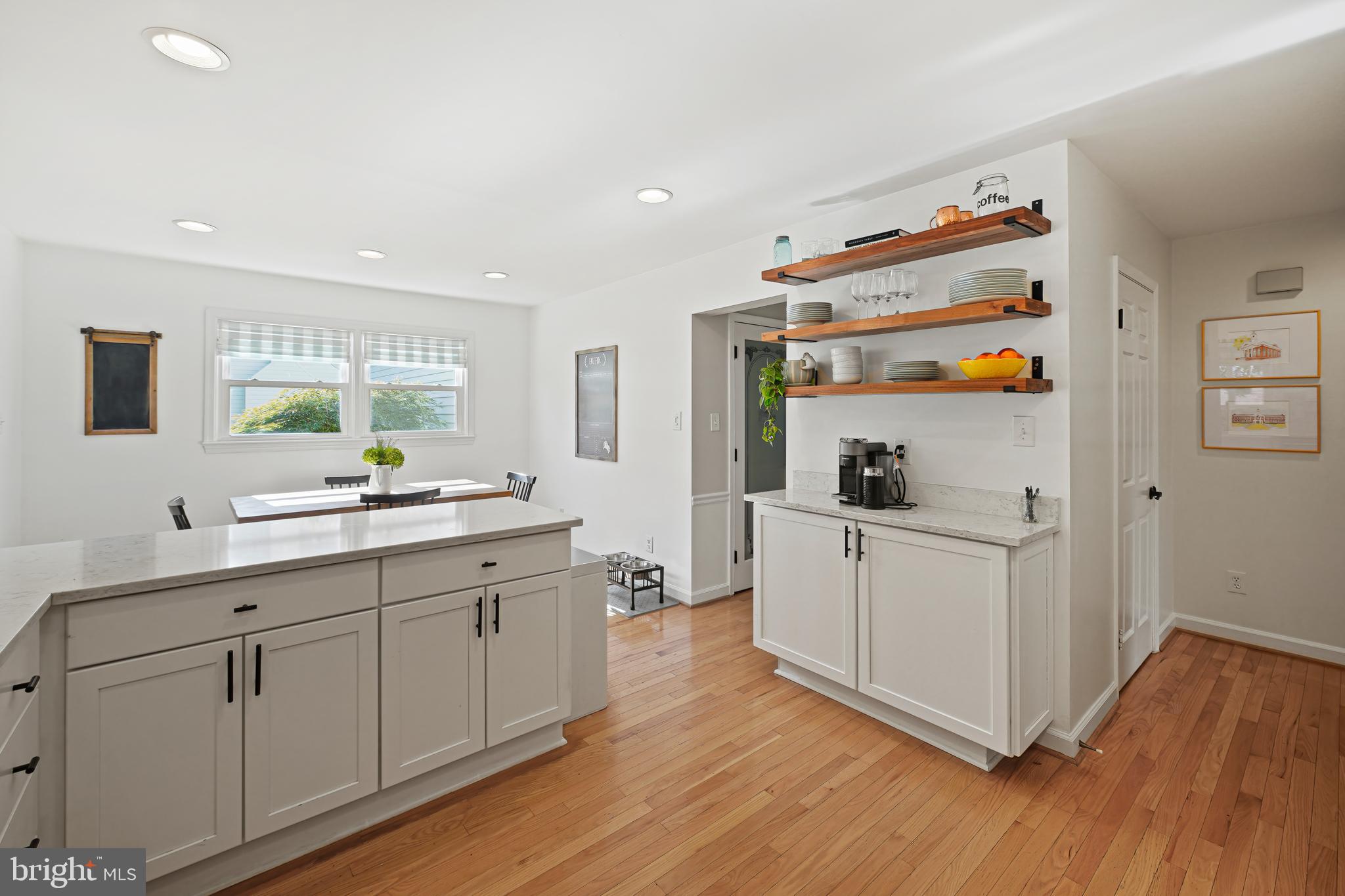 PEER MANOR - Residential