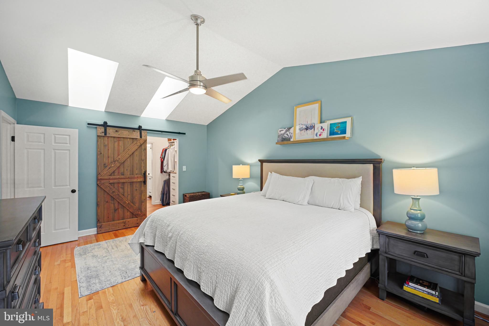 PEER MANOR - Residential