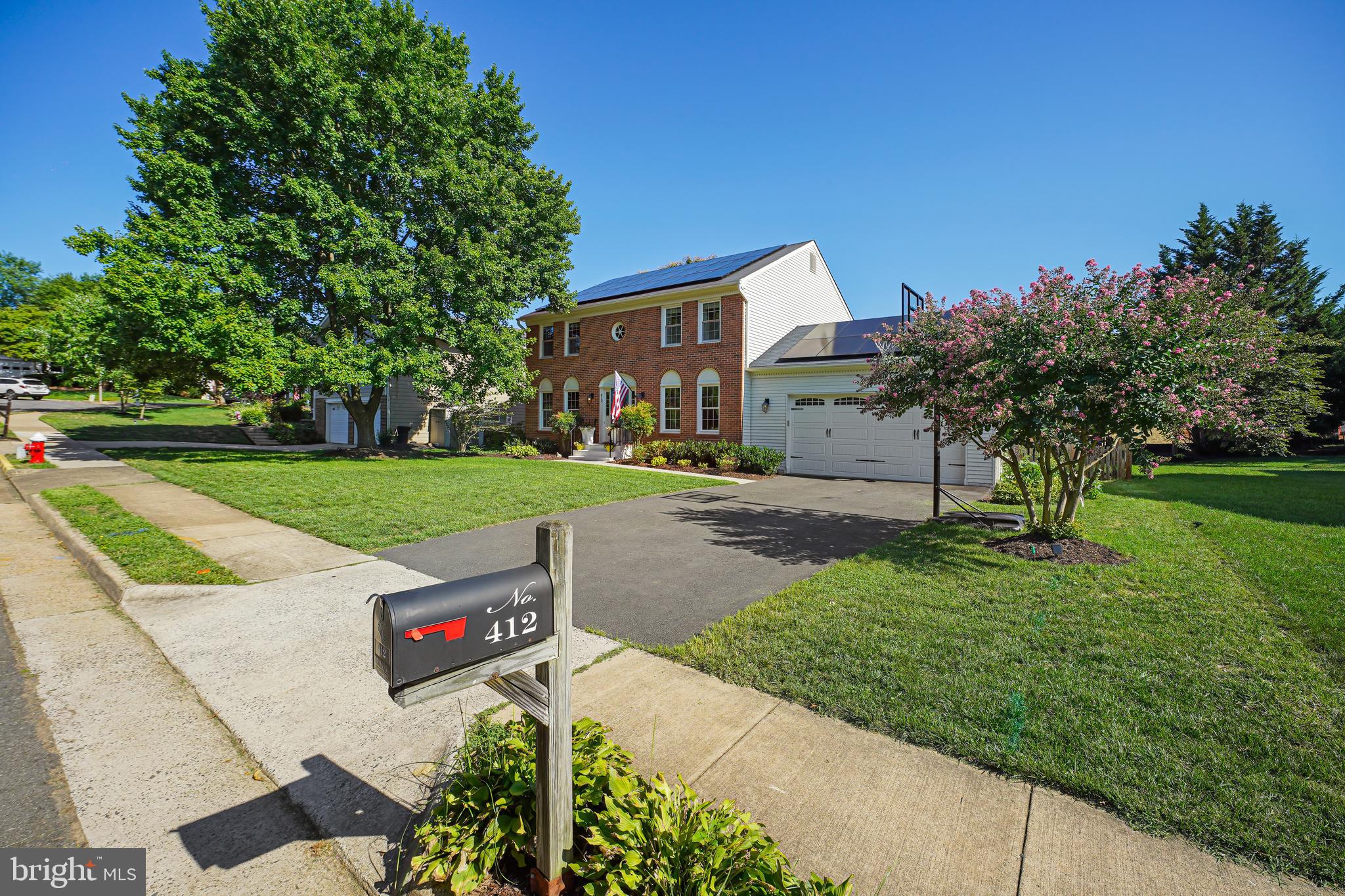 PEER MANOR - Residential