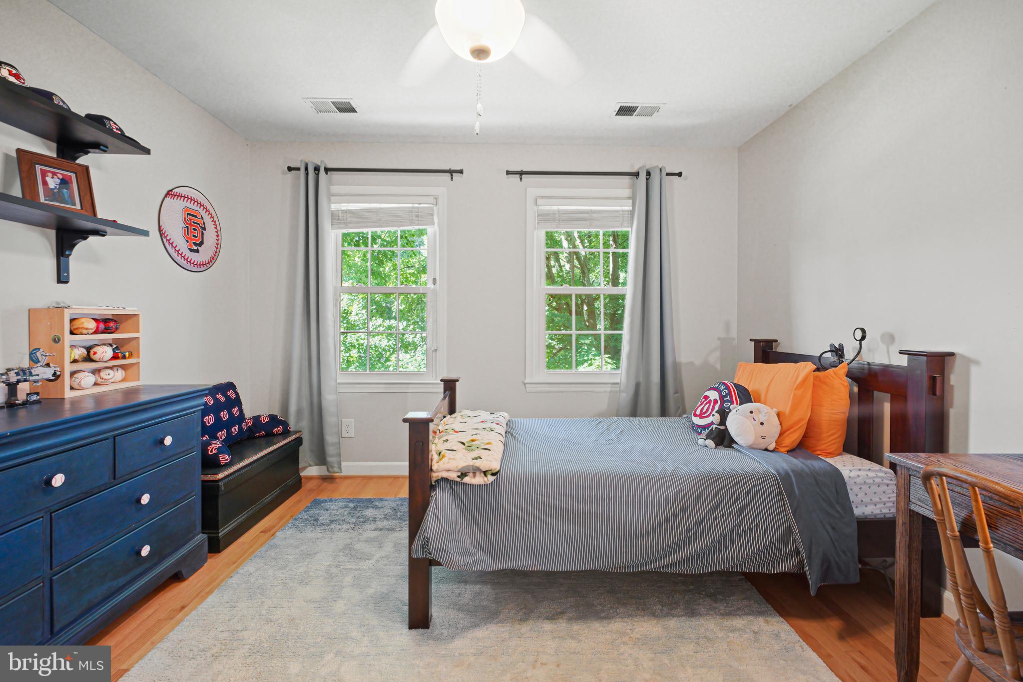 PEER MANOR - Residential