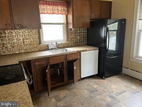 Tiny photo for 20 Spring St, PENNS GROVE, NJ 08069 (MLS # NJSA2018554)