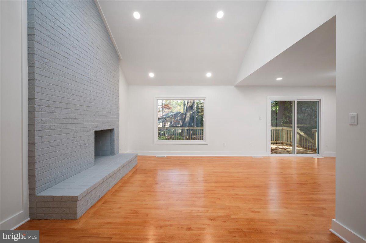 FOXVALE - Residential