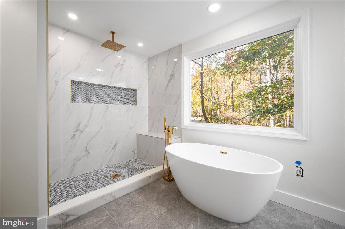 FOXVALE - Residential