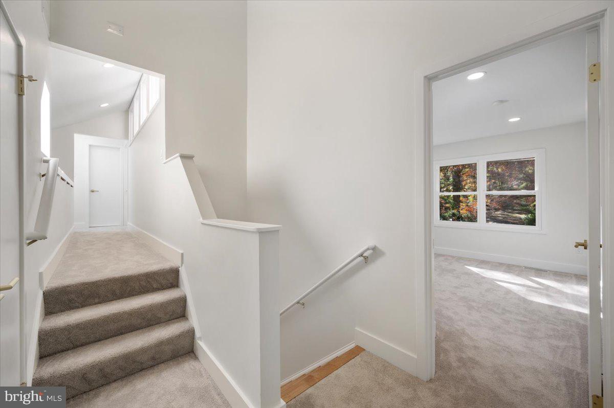 FOXVALE - Residential