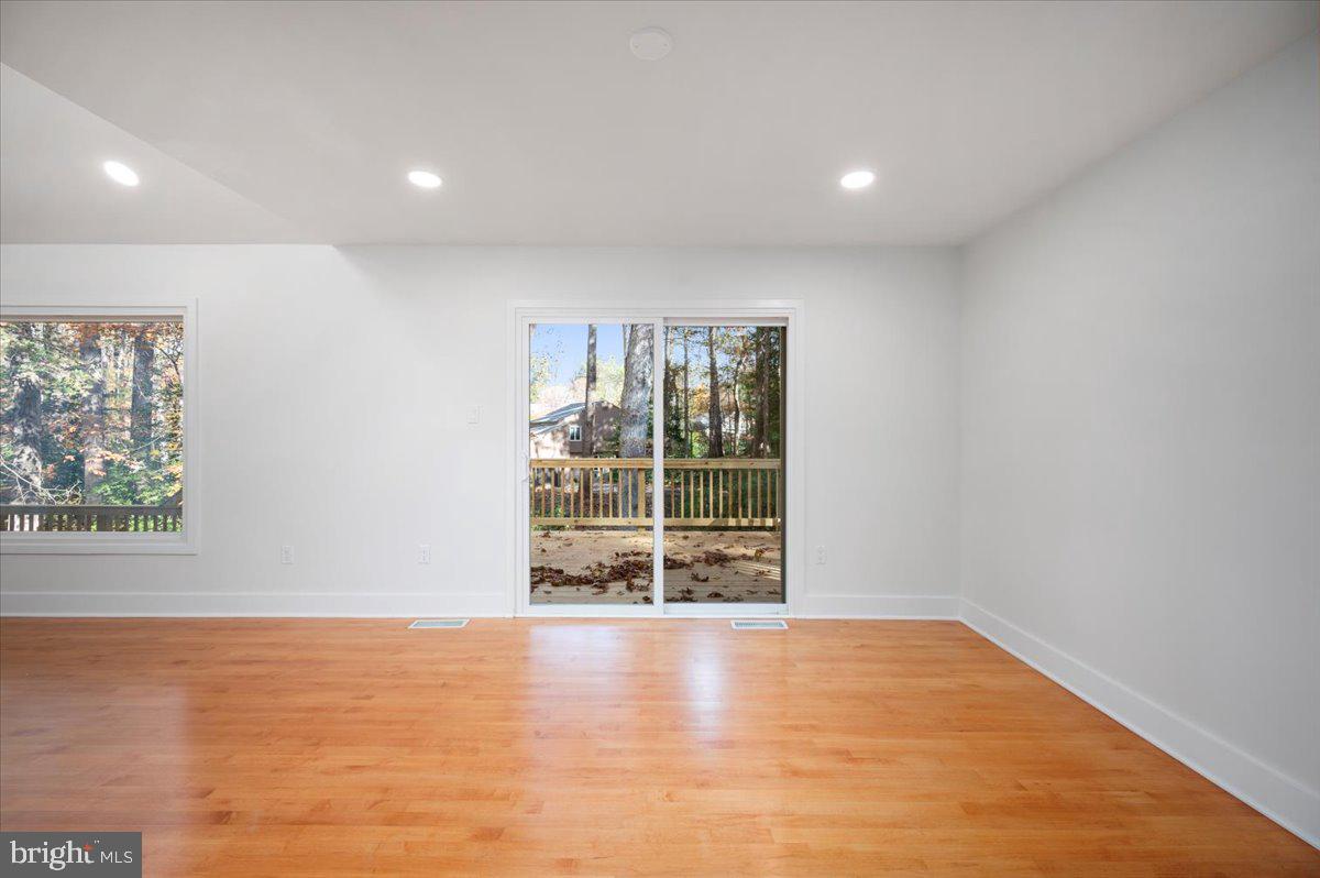 FOXVALE - Residential