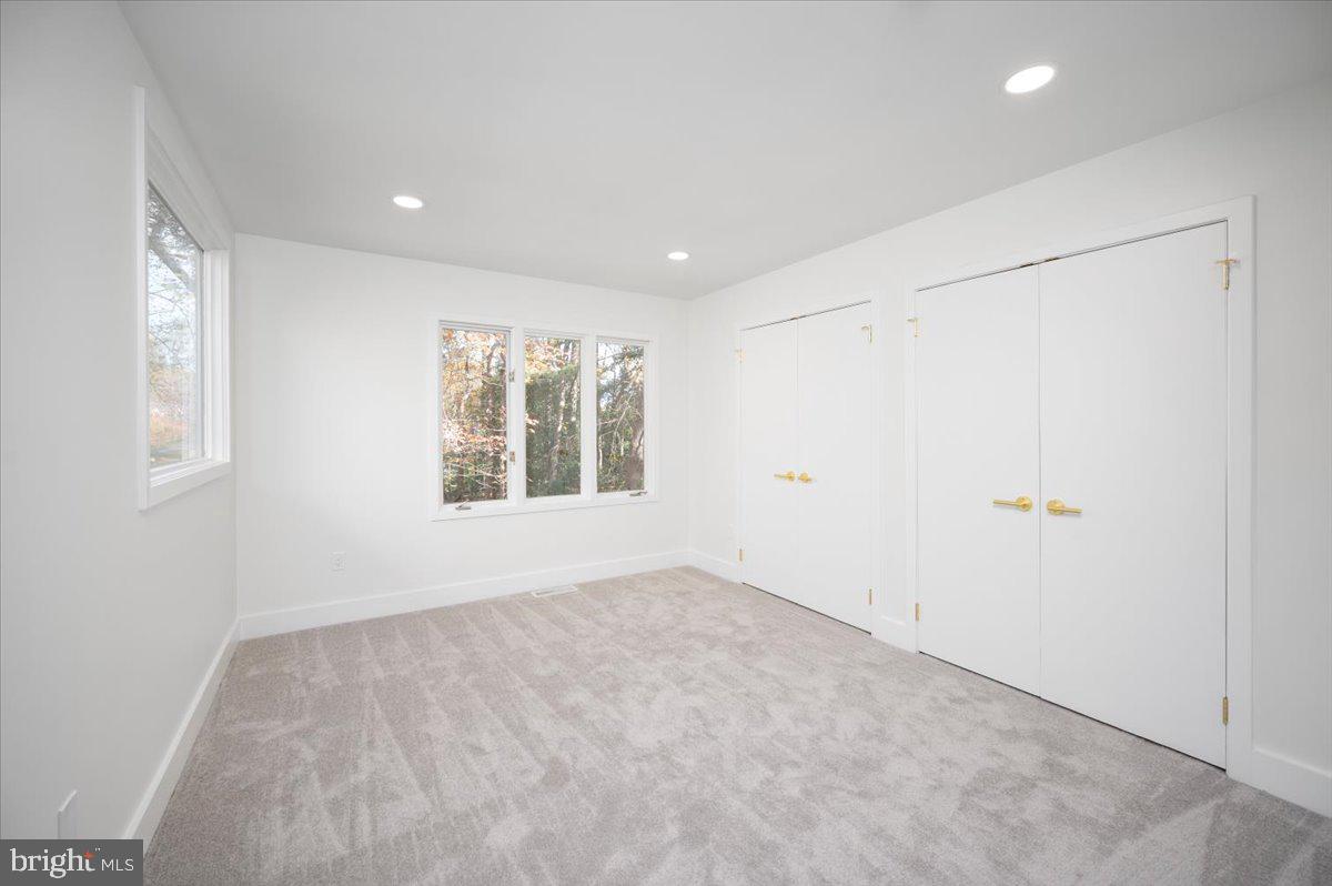 FOXVALE - Residential