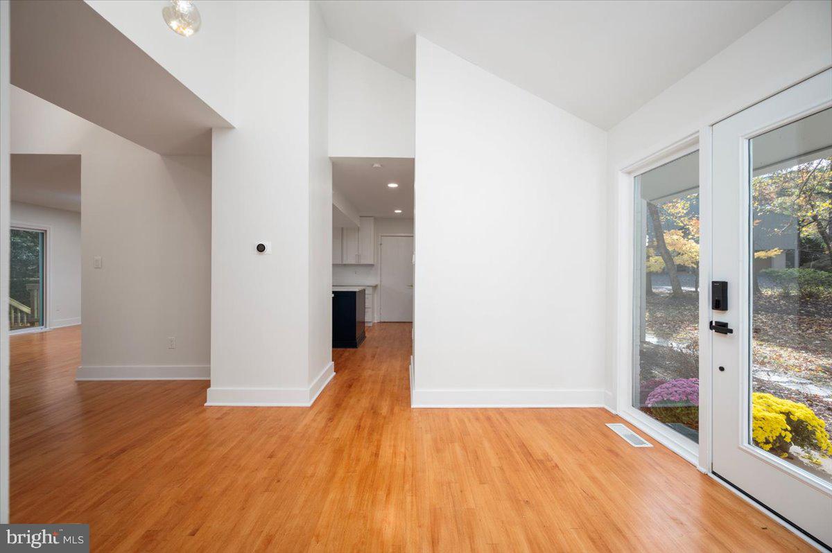 FOXVALE - Residential