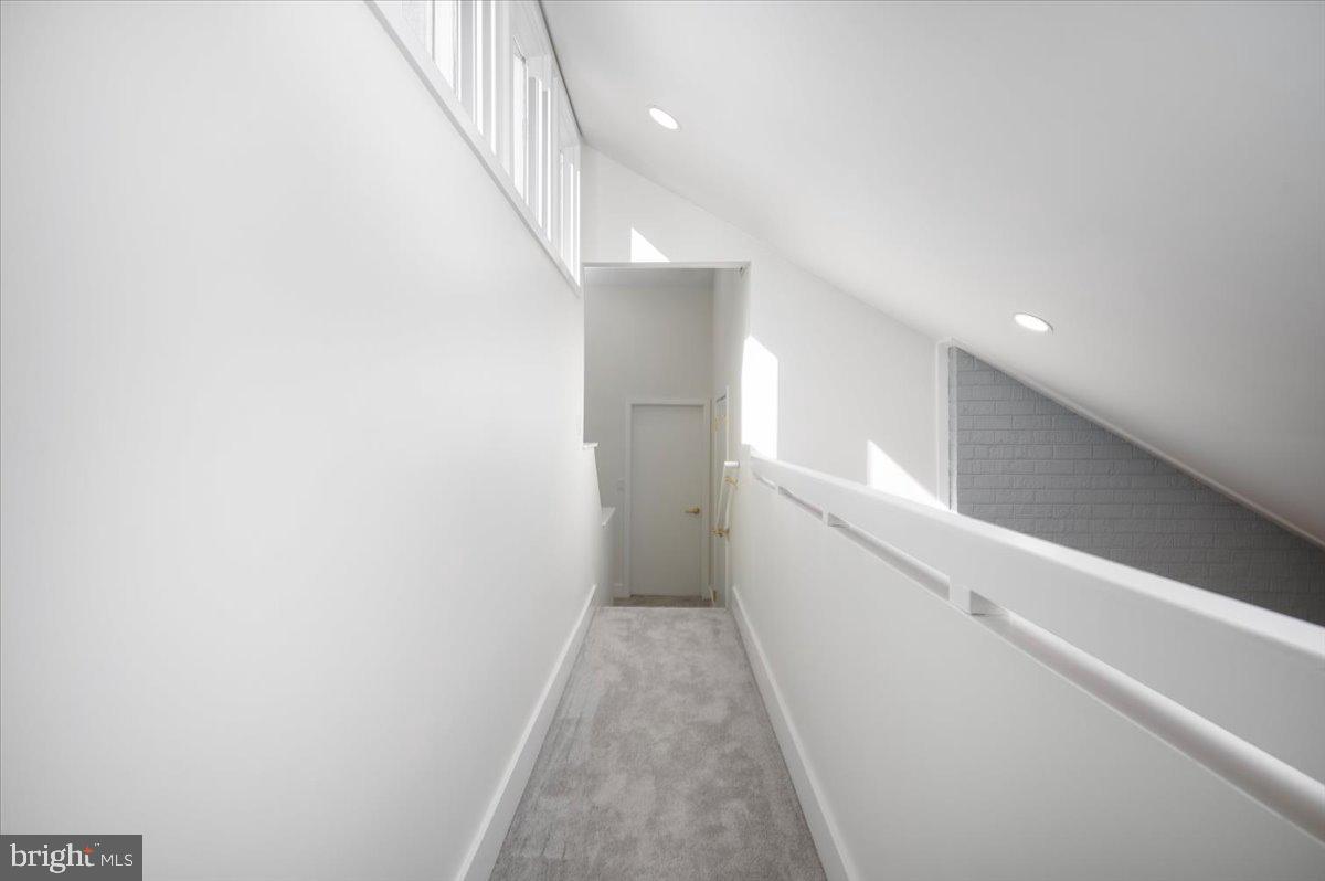 FOXVALE - Residential