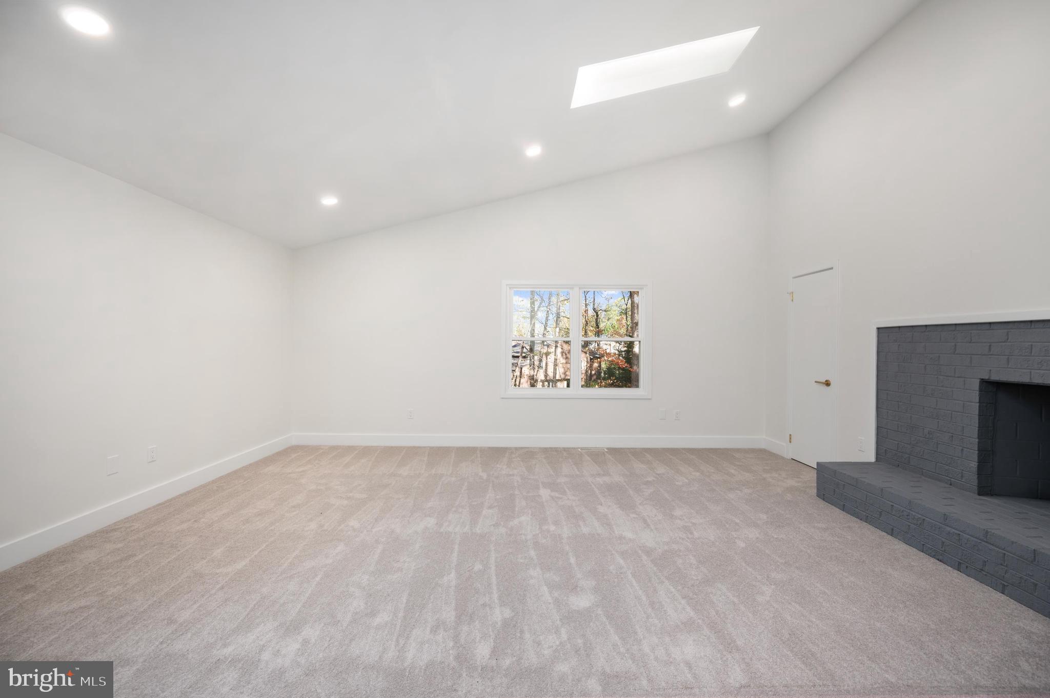 FOXVALE - Residential