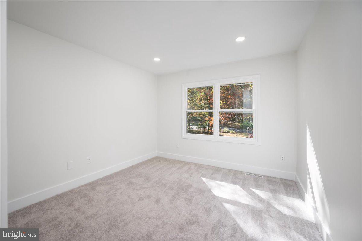 FOXVALE - Residential