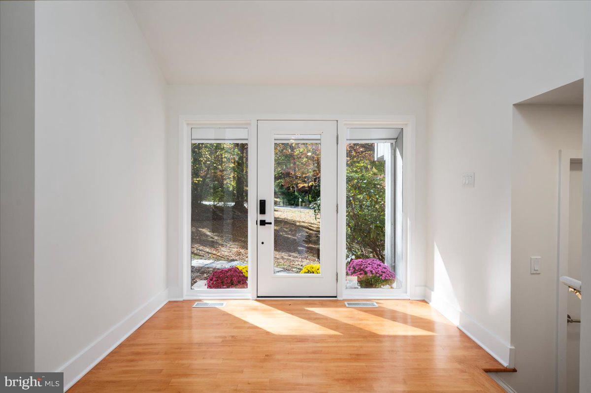 FOXVALE - Residential