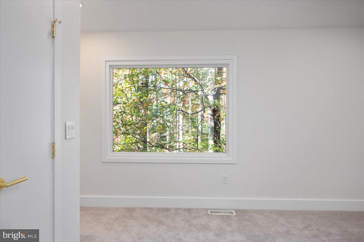 FOXVALE - Residential