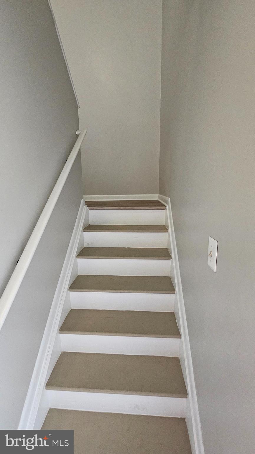 UPTON - Residential Lease