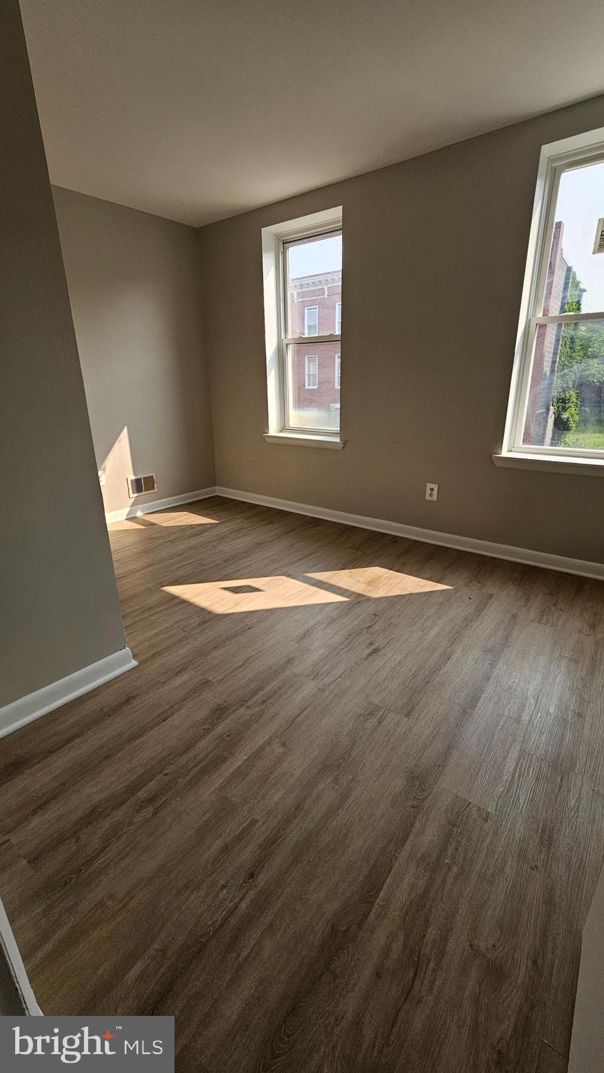 UPTON - Residential Lease