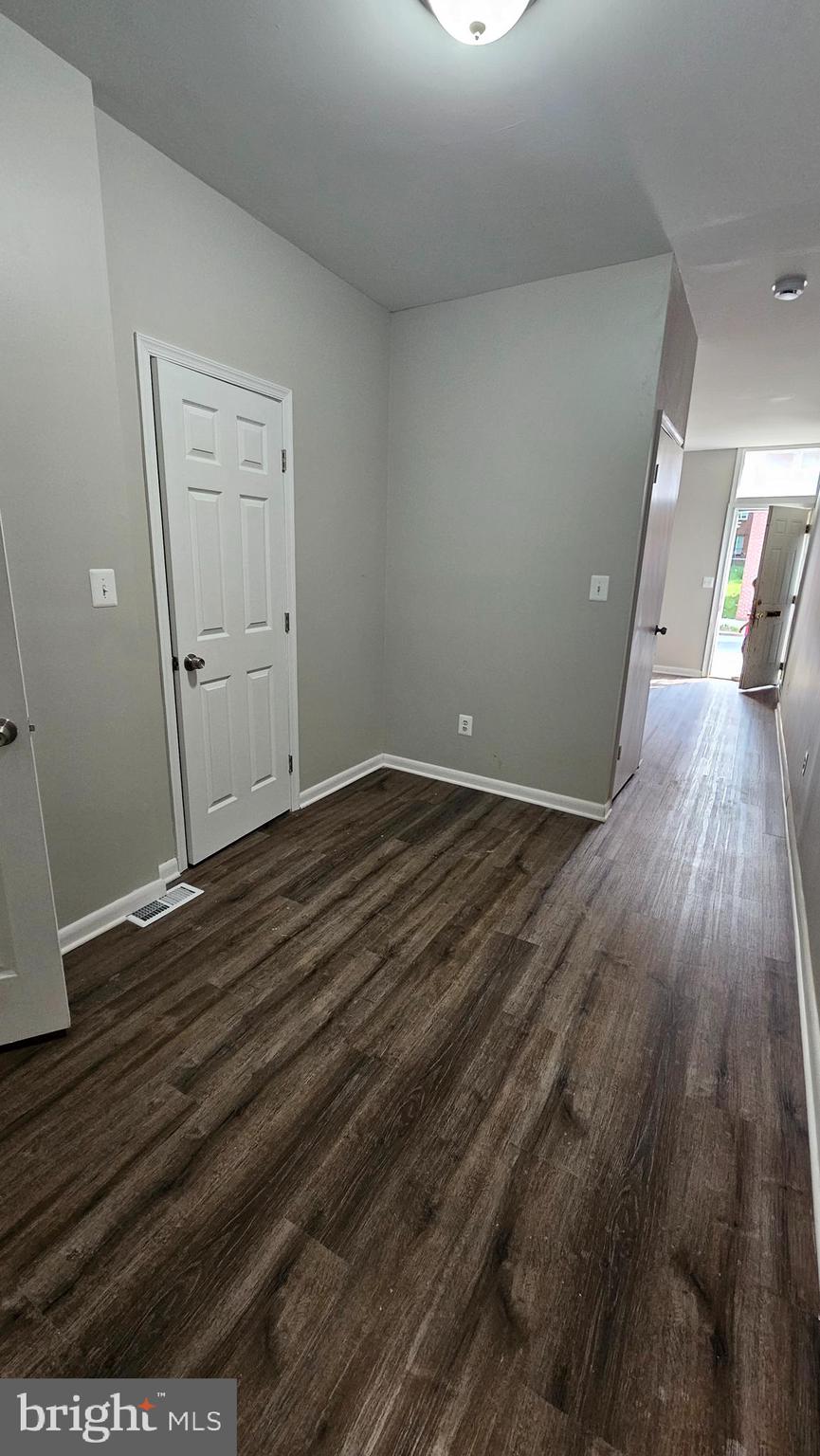 UPTON - Residential Lease